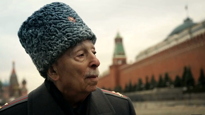 Meeting history: WWII veterans revisit memories of war