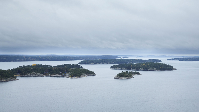 Sweden accuses Russian warships of disrupting power cable laying