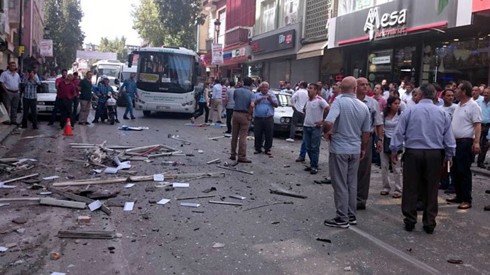 Simultaneous explosions at pro-Kurdish party HQs in Turkey (PHOTOS)
