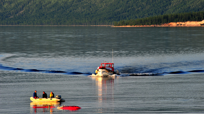 Russian scientists drop new neutrino telescope into Lake Baikal