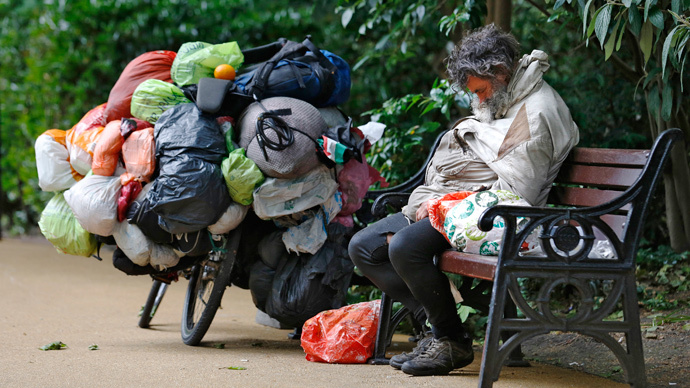 Third of UK people lived below poverty line - ONS