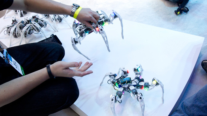 Robot given ‘animal instincts’ recovers from damage in just 40 sec (VIDEO)