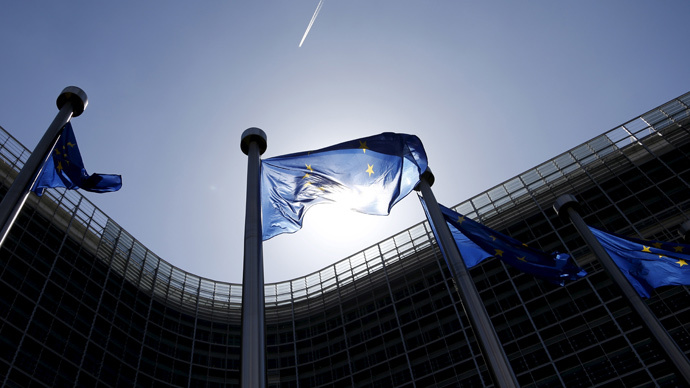 EU threatens 11 members with court if they fail bank recovery program