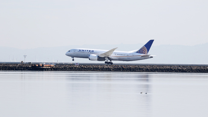 #UnitedForTahera: United Airlines faces boycott after Muslim woman denied soda over 'weaponization' fears