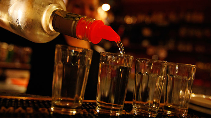14 percent of Americans are problem drinkers – report
