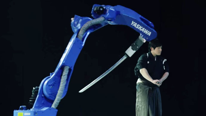 Super Samurai: Robot beats Japanese master swordsman (VIDEO)