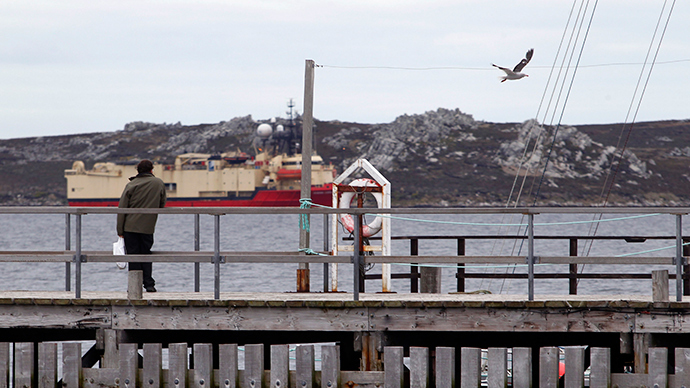 Argentine minister challenges Cameron over Falklands/Malvinas