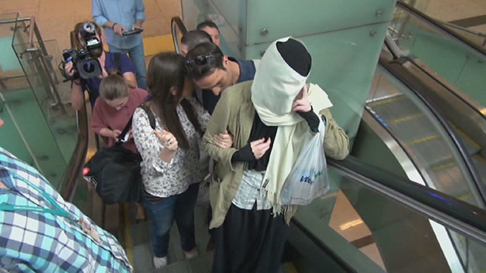 Russian 'ISIS recruit' girl returns to Moscow, to be questioned by police