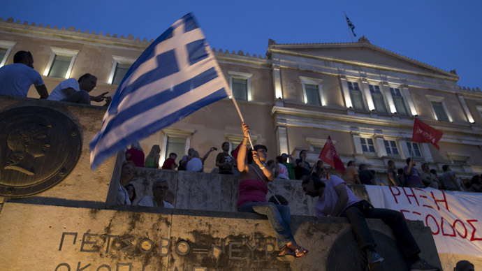 ‘Debt vs democracy': Anti-poverty campaigners stage Greek solidarity protest in London
