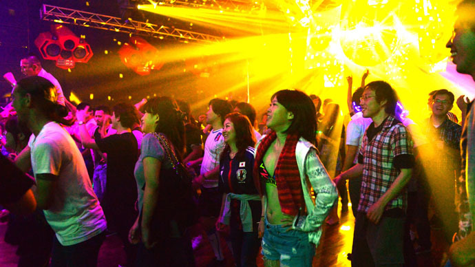 Dance dance revolution: Japan to lift its 67-year-old ban on dancing