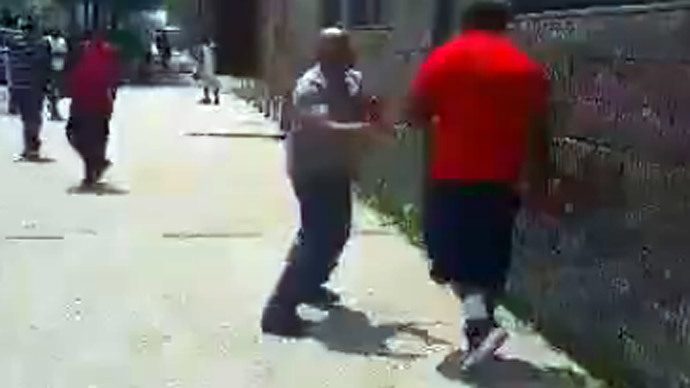 NYPD cop's fistfight with suspect caught on video