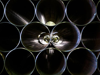 Strong pipe demand boosts ChelPipe 1H 2011 net profit to 4.155 billion roubles