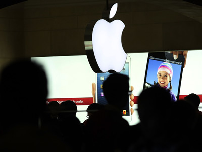 Apple fined by Chinese court over pirated books in Apps Store