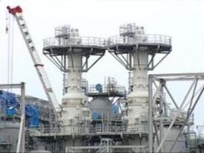 Gazprom buys into Sakhalin-2 project