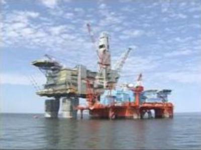 Gazprom eyes 50% stake in Sakhalin-2