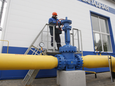 Russia’s Gazprom and Sintez rush for Greek gas company