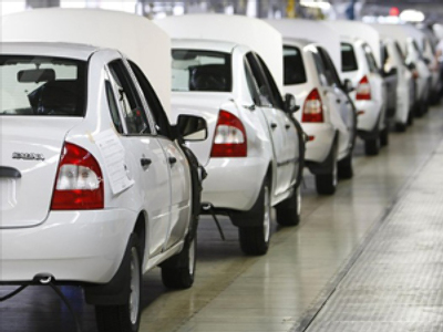 Government looks to shield Avtovaz employees from worst effects of restructure