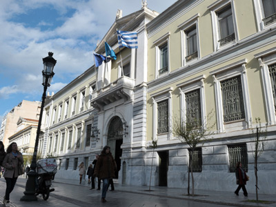 Major Greek banks ask for 27.4 billion euro