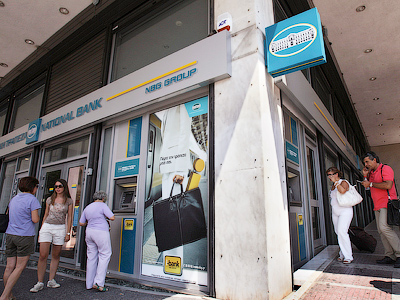 Greek stampede for savings amid euro exit fears