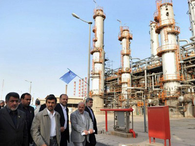 Iran looks to Asian customers to fill oil gap