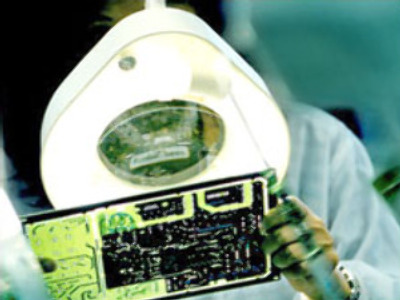 Leading investor grabs some IT action
