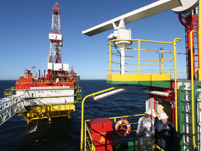 Lukoil eyes Arctic deal with Rosneft