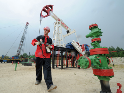 Lukoil eyes Norwegian shelf; sees Rosneft partnership as unprofitable