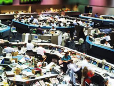 Market Watch December 12: Russian stocks lower as ‘Carmaggedon’ looms