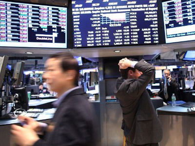 Market Buzz: Investors await news from China