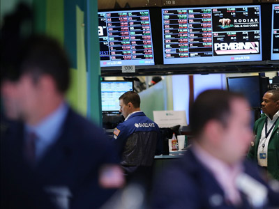 Market Buzz: Indices zigzag after Bernanke’s Fed speech