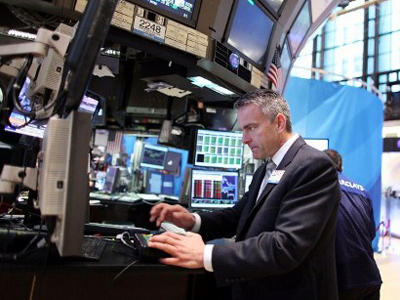 Market Buzz: Continued descent awaits