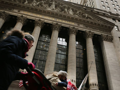 Market Buzz: Worries on US fiscal cliff return