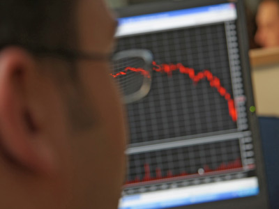 Market Buzz: Eyes peeled on US jobs