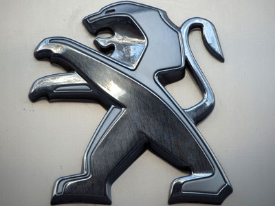 Peugeot unveils plan to save 1.5 billion euro