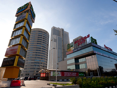 Putting a price on retail real estate