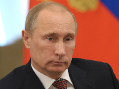 Private energy firms welcome in the Arctic, but no license reselling
