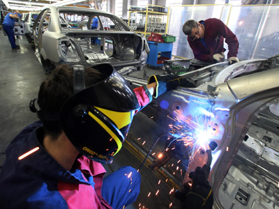 High oil price: fuel for Russian manufacturing, decelerator for Europe