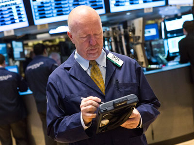Market Buzz: Balancing on the edge of the US ‘fiscal cliff’