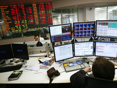 Market Buzz: Waiting with bated breath ahead of jobs reports