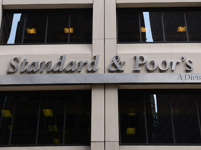 S&P upgrades Greece’s credit rating