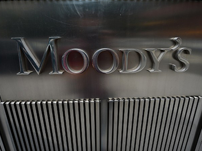 Triple warning: Major rating agencies consider cutting US rating