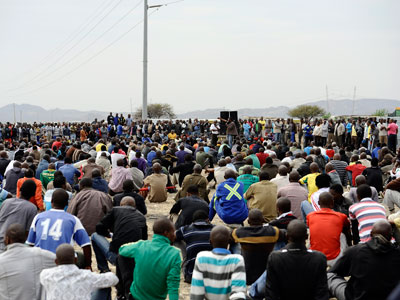 More violence threatens to restart deadly Lonmin strike