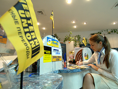 Western Union sees Russian profit slump with falling market share
