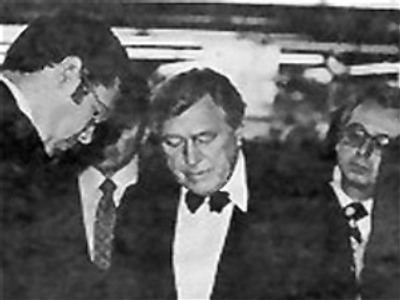 Anti-communist Congressman dies at 94