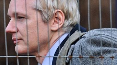 UK, London: WikiLeaks founder Julian Assange arrives at Belmarsh Magistrates Court in south-east London, on January 11, 2011. (AFP Photo / Leon Neal) 