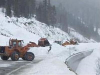 Avalanche kills child in Russia’s south