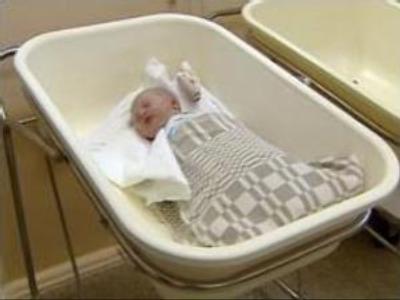 Baby grants begin in Russia