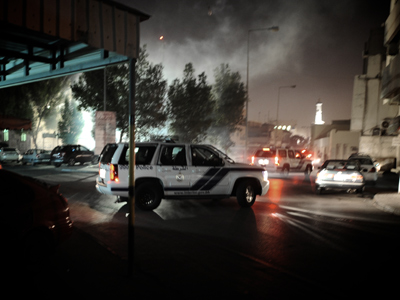 Bahrain uprising: Police fire tear gas, rubber bullets on protesters (PHOTOS)