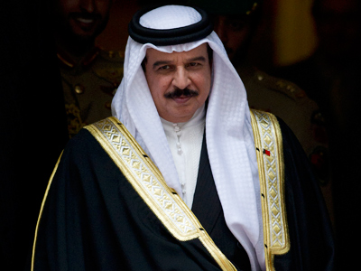 Four arrested for insulting Bahraini King on Twitter