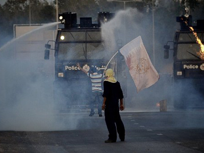 Bahraini police disperse crowd of hunger striker’s supporters (PHOTOS)